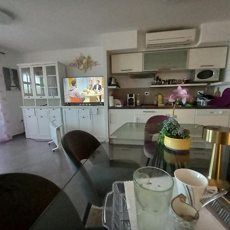 Apartmani Afrodita Sutivan Dış mekan fotoğraf